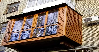 Внешняя отделка балкона Добрянка цена от 1049 руб. м/2.